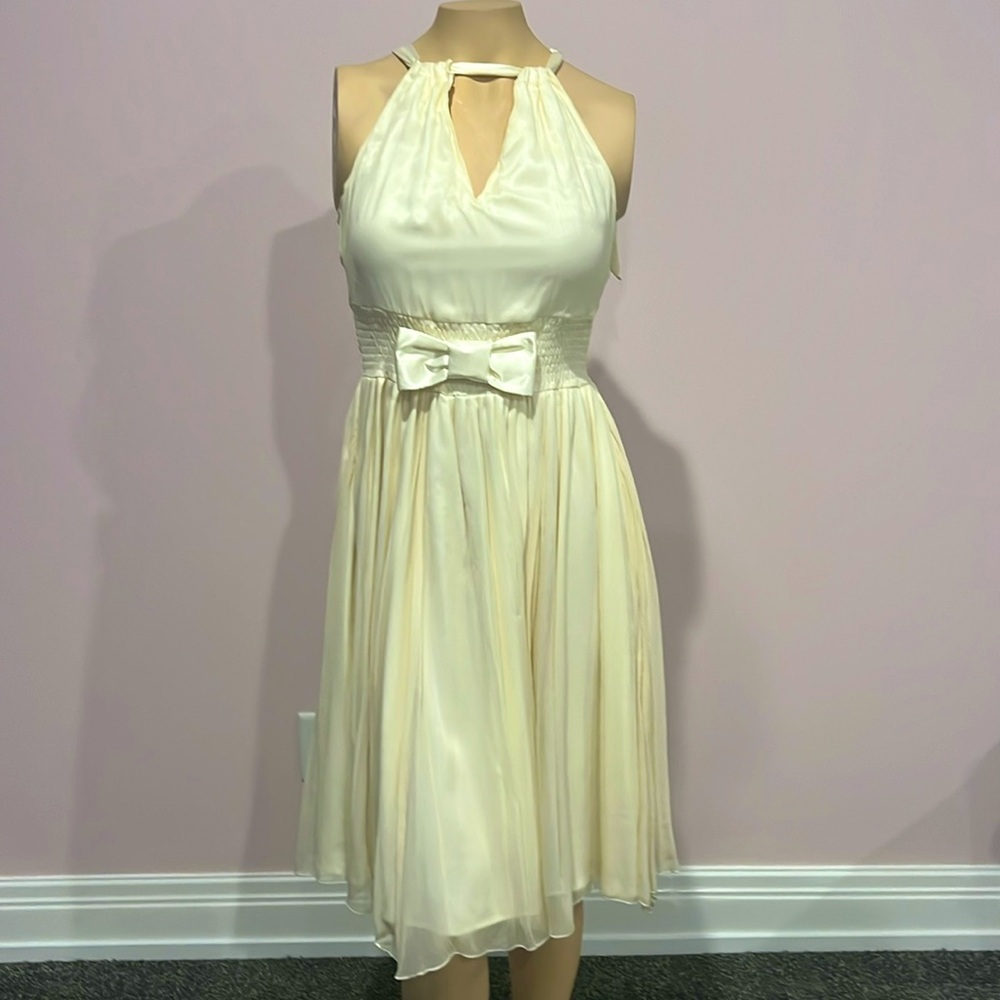 BCBG creamy white dress size 4
